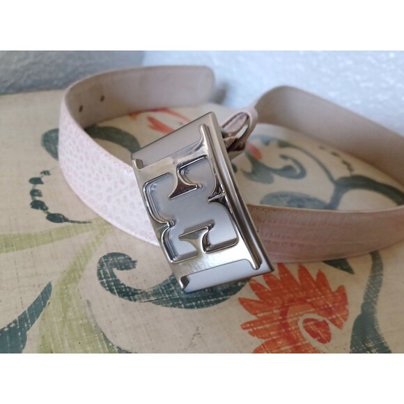 VTG ESCADA IVORY PINK HUE LEATHER SIZE 40 BELT W/ SILVER METAL E BUCKLE ITALY main image 9